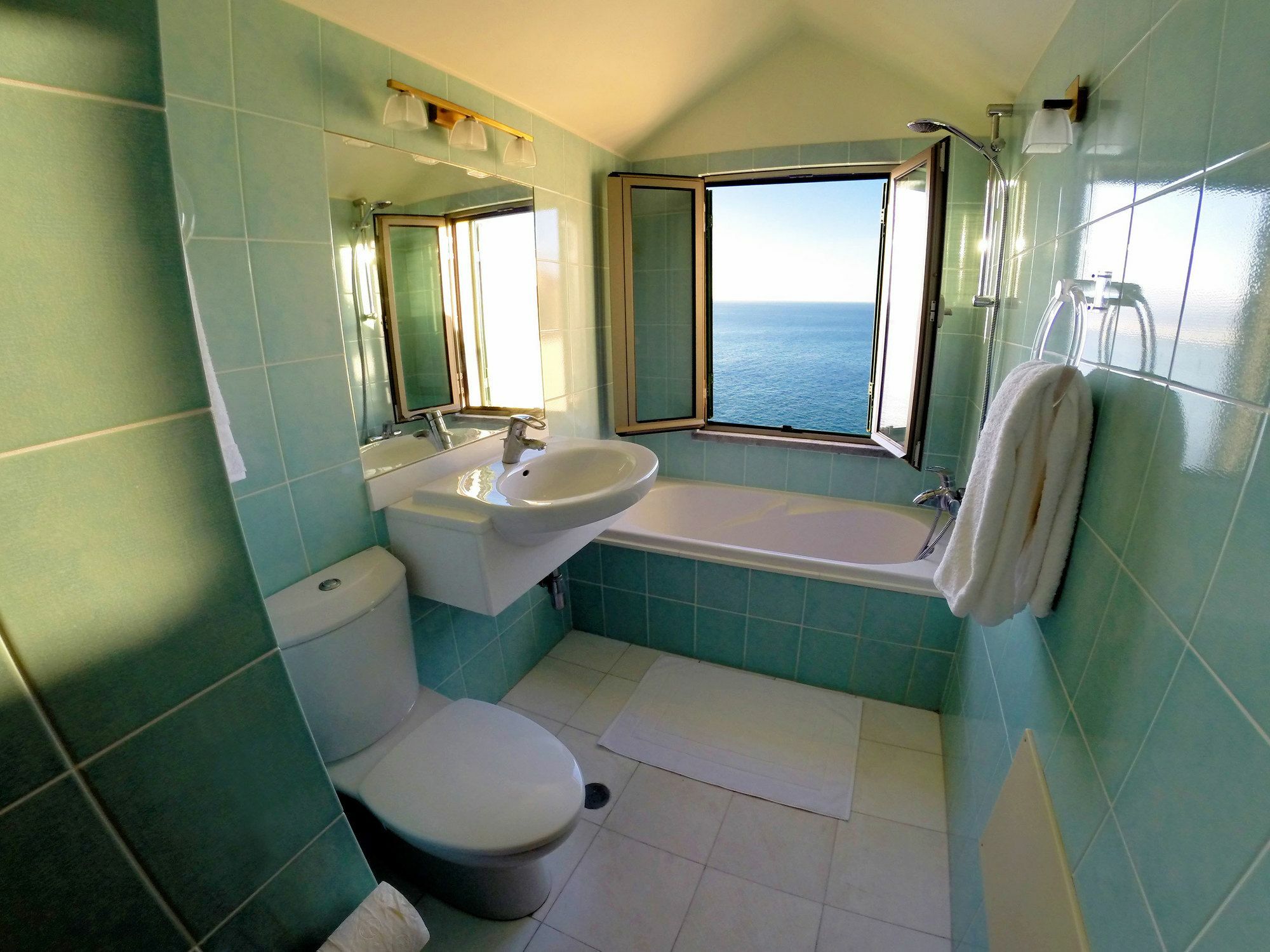 Finest Rentals - Beachfront Penthouse Φουνκάλ Εξωτερικό φωτογραφία